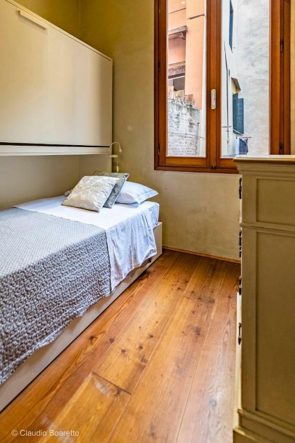Gondola Bianca Venisejetaime Apartment Ngoại thất bức ảnh
